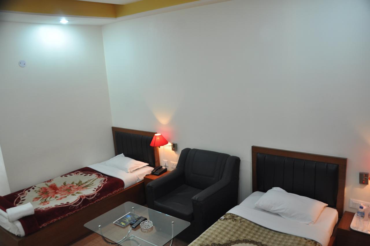 Hotel Dooars Mountain Alipur Duar Ngoại thất bức ảnh